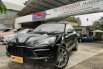 Jual mobil Porsche Cayenne S 4.8 Turbo Hybird 2011 terawat di DKI Jakarta 8