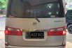 Jual mobil bekas murah Daihatsu Luxio X 2011 di Jawa Timur 3