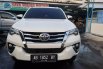 Jual mobil Toyota Fortuner VRZ 2017 terawat di DKI Jakarta 9