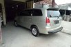 Mobil Toyota Kijang Innova 2011 terbaik di Jawa Tengah 1