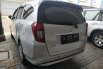 Jual mobil Daihatsu Sigra X MT 2017 terbaik di Jawa Barat  6