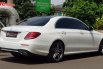 Jual Cepat Mobil Mercedes Benz E-Class E 300 2017 di DKI Jakarta 10