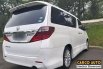 Jual Cepat Mobil Toyota Alphard 2.4 NA 2013 di Banten 5