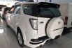 Jual Daihatsu Terios R 2016 harga murah di Jawa Timur 2