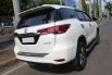 Jual Cepat Mobil Toyota Fortuner VRZ AT 2017 Putih di DKI Jakarta 4