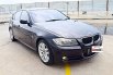 Jual Cepat Mobil BMW 3 Series 320i 2011 di DKI Jakarta 7