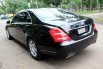 Jual Cepat Mobil Mercedes-Benz S-Class 300 2008 Hitam di DKI Jakarta 5