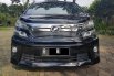 Jual Cepat Mobil Toyota Vellfire Z AT Audioless 2013 di Tanggerang Selatan 1