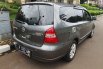 Jual Cepat Mobil Nissan Grand Livina Ultimate 2012 di Depok 6