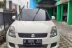 Mobil Suzuki Swift 2009 ST terbaik di Jawa Barat 3