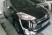 Jual mobil Toyota Sienta Q 2017 terawat di DIY Yogyakarta 8