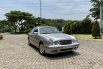Jual Cepat Mobil Mercedes-Benz E-Class E320 2002 di Jawa Timur 10