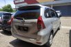 Jual mobil Daihatsu Xenia M MT 2015 dengan harga terjangkau di Jawa Barat  9