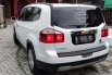 Mobil Chevrolet Orlando 2012 LT dijual, Jawa Timur 12