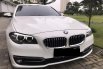 Dijual cepat mobil BMW 5 Series 528i Luxury Lci Facelift 2015, Jawa Timur 12