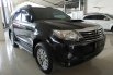 Jual mobil Toyota Fortuner 2.5 G AT 2013 terawat di Jawa Barat  3