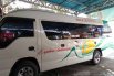 Jawa Timur, Isuzu Elf 2.8 Minibus Diesel 2015 kondisi terawat 1