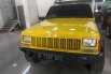 Jual cepat mobil Jeep Cherokee XJ 4x4 AT 4.0 1996 di DKI Jakarta 11