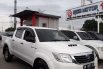 Jual cepat Toyota Hilux E 2014 di Riau 2