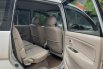 Jawa Timur, Dijual mobil Daihatsu Xenia Xi Deluxe 2011 bekas  1