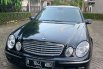 DKI Jakarta, Mercedes-Benz E-Class 260 2006 kondisi terawat 6