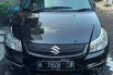 Jual mobil bekas murah Suzuki SX4 X-Over 2010 di Jawa Timur 1