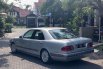 Jual mobil Mercedes-Benz E-Class E 230 1996 bekas, Jawa Barat 3