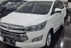 Jual Toyota Kijang Innova V Luxury 2017 harga murah di Jawa Timur 5