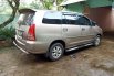 Jual cepat Toyota Kijang Innova V 2005 di Jawa Tengah 5