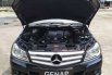 Mobil Mercedes-Benz C-Class 2012 C200 terbaik di DKI Jakarta 3