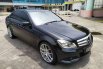 Mobil Mercedes-Benz C-Class 2012 C200 terbaik di DKI Jakarta 2