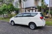 Mobil Toyota Kijang Innova 2017 2.0 G terbaik di Jawa Timur 9