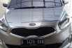 Mobil Kia Carens 2013 LX terbaik di Jawa Timur 3