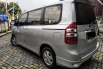 Jual Cepat Mobil Toyota NAV1 V 2013 di DKI Jakarta 1