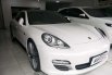 Mobil Porsche Panamera 2012 dijual, Jawa Timur 5
