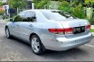 Mobil Honda Accord 2004 VTi-L terbaik di Jawa Timur 6