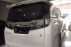 Toyota Vellfire 2015 Jawa Barat dijual dengan harga termurah 4