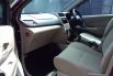 Mobil Daihatsu Xenia 2015 R DLX terbaik di Jawa Barat 3