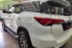 DKI Jakarta, Mobil bekas Toyota Fortuner 2.4 VRZ AT 2017 dijual  5