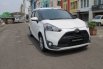 Dijual Cepat Toyota Sienta E 2017 di DKI Jakarta 9