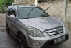 Mobil Honda CR-V 2005 2.0 terbaik di Jawa Barat 3