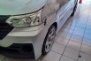 Jawa Barat, jual mobil Daihatsu Xenia X STD 2016 dengan harga terjangkau 3