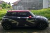 Mobil MINI Cooper 2013 S dijual, Jawa Timur 4