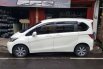 Jawa Timur, jual mobil Honda Freed PSD 2010 dengan harga terjangkau 4