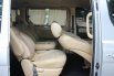 Dijual cepat Hyundai H-1 XG 2010 Silver, DKI Jakarta 5