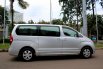 Dijual cepat Hyundai H-1 XG 2010 Silver, DKI Jakarta 8