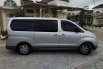 Mobil Hyundai H-1 2009 XG terbaik di Sulawesi Selatan 2