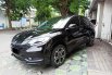 Dijual mobil bekas Honda HR-V Prestige 1.8 2015 di Jawa Timur 1