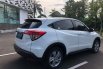 Jual mobil Honda HR-V S 2018 bekas, Jawa Timur 3