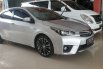 Jua Mobil Toyota Corolla Altis V 2014 Terawat di Bekasi  1